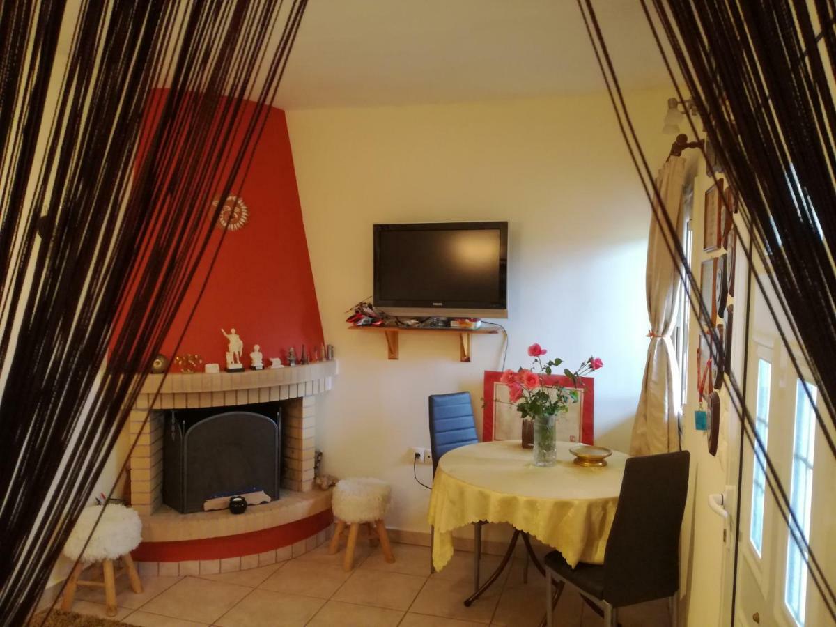 Relaxing Beautiful Holiday Home Lávrion Buitenkant foto